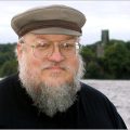 Fanii lui G.R.R. Martin sunt fericiţi!… sau nu