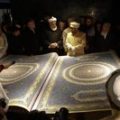 Un caligraf afgan a făcut cel mai mare Coran din lume