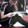 Ce citeşte Jennifer Lawrence (Katniss Everdeen)?