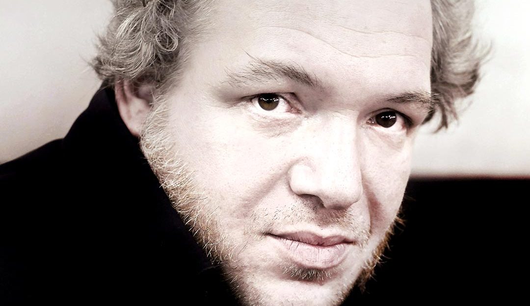 Mathias Enard, la Institutul Francez din București – dezbatere pe tema Occident și Orient
